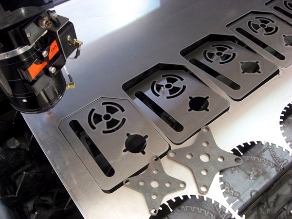 激光切割加工上一些疑难问题的分析和解决